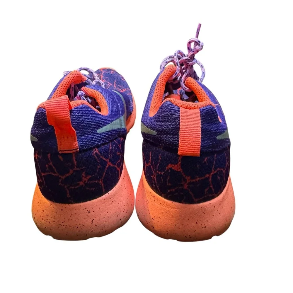 Nike Running Shoes Youth Size 6Y Purple‎ Pink Blue Athletic 807596-501 Sneakers